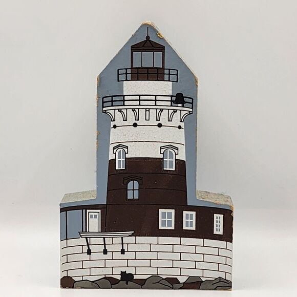 Vintage The Cat's Meow Village Women Light Keepers Lighthouse Robbins Reef Light - Picture 1 of 5